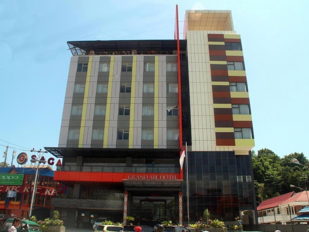 Grand Abe Hotel Jayapura Esterno foto