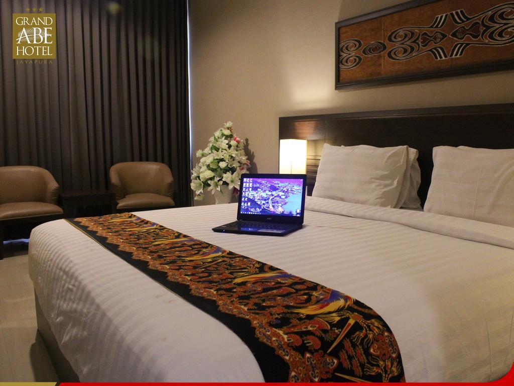 Grand Abe Hotel Jayapura Esterno foto